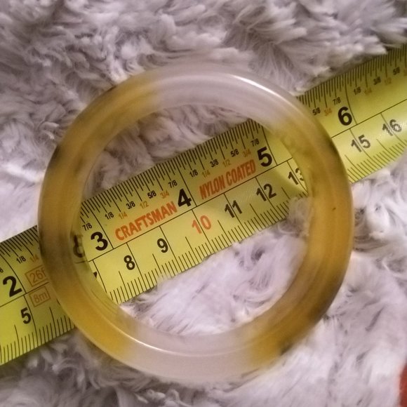 Gorgeous Jade Bangle - Picture 3 of 3